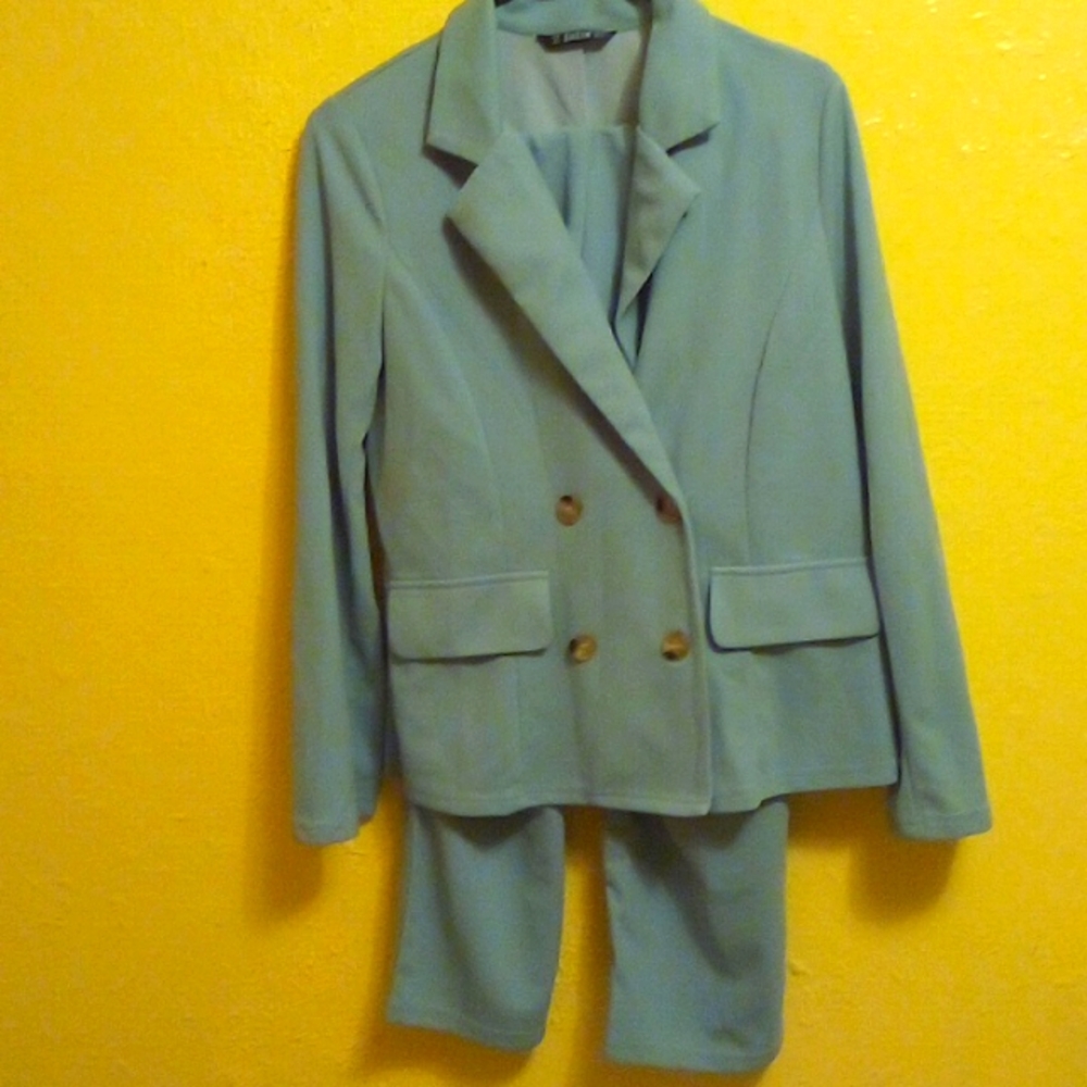 Two piece Pants Suit